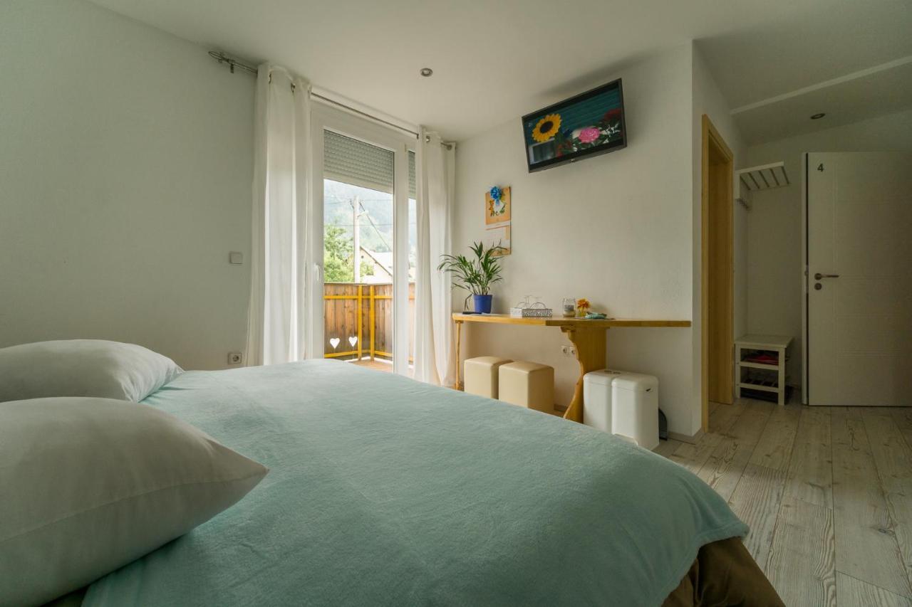 Aparthotel Pr' Jakapc' Mojstrana Exterior foto