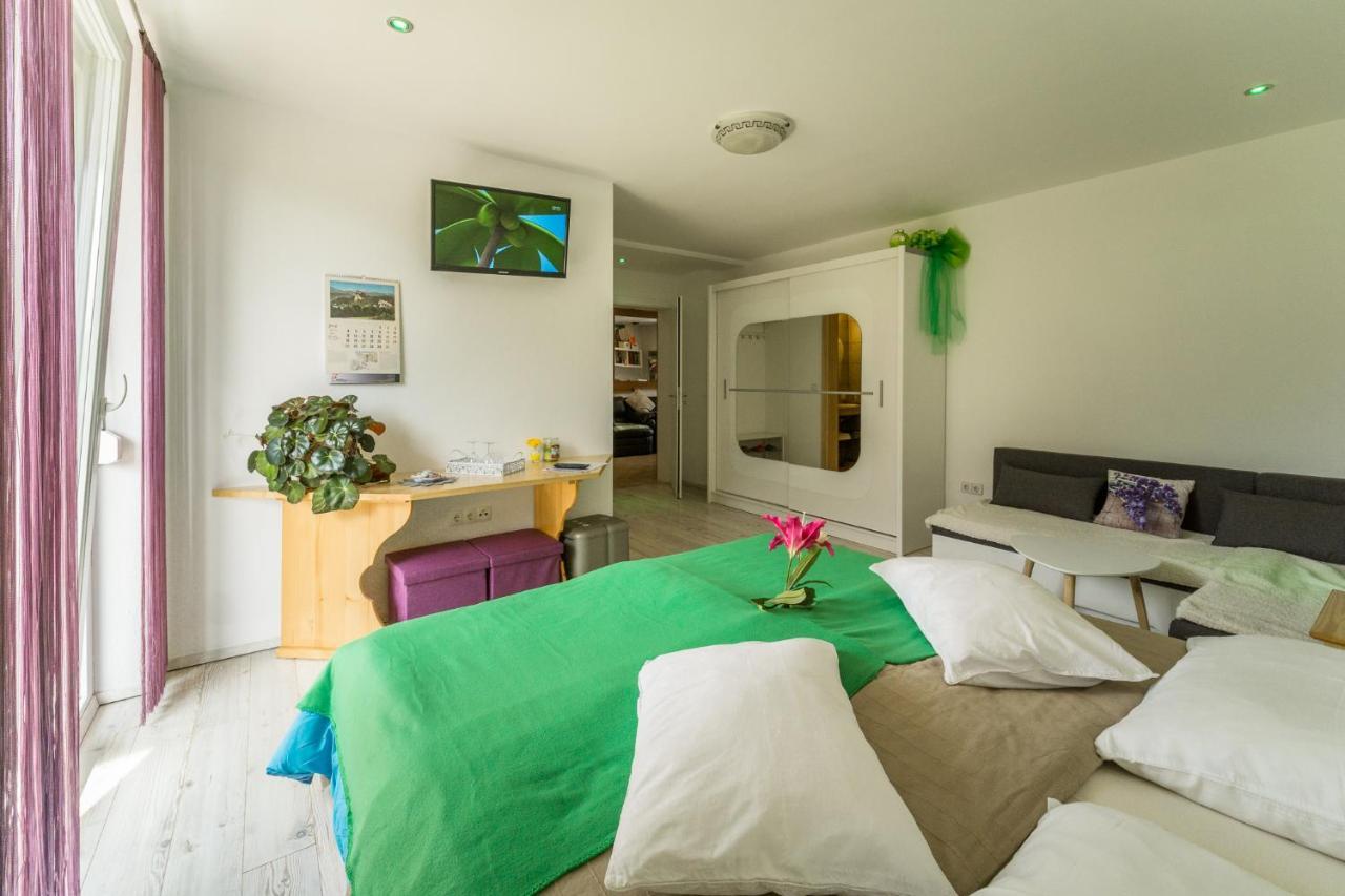 Aparthotel Pr' Jakapc' Mojstrana Exterior foto