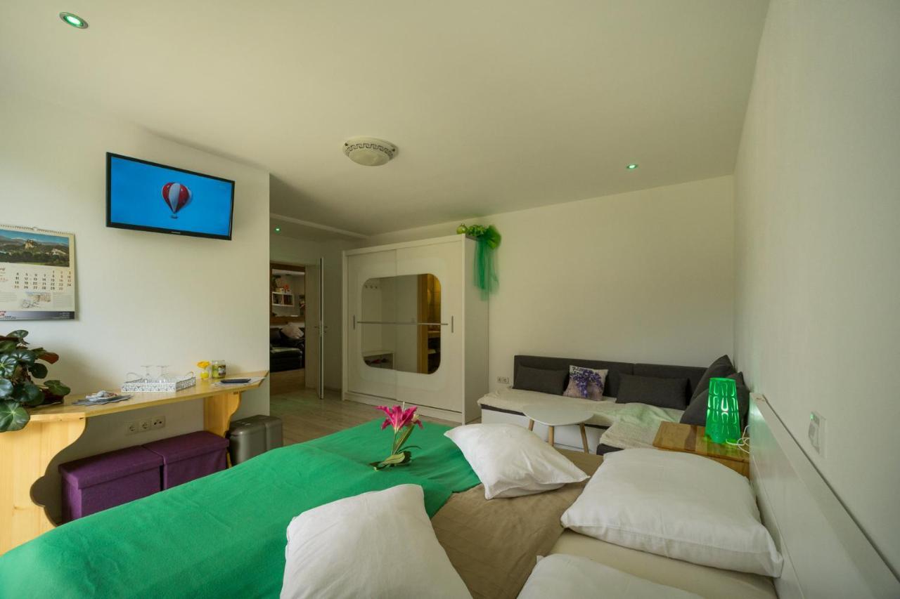 Aparthotel Pr' Jakapc' Mojstrana Exterior foto
